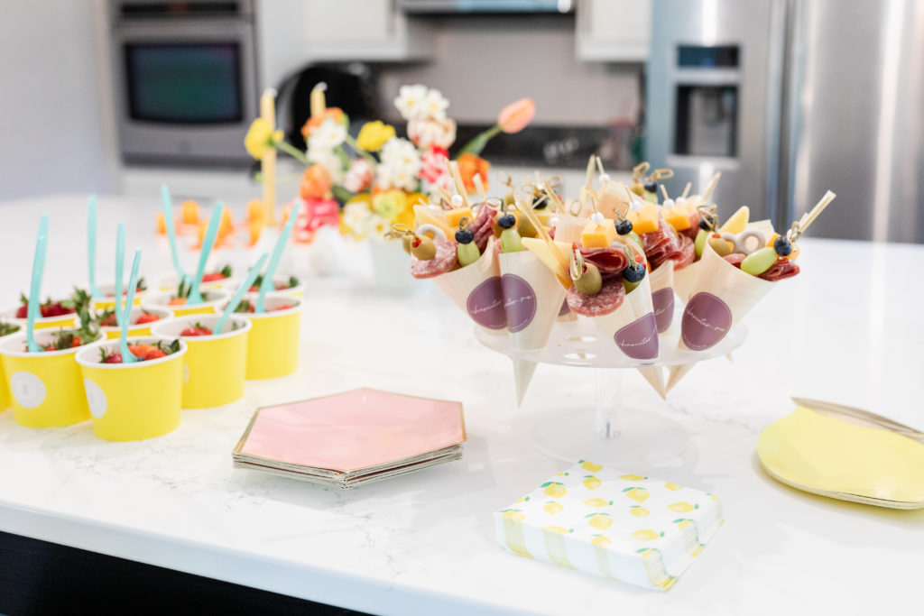 An Infusion of lots of bright colors, florals and fun elements created an elevated picnic for Elevate's Spring & Citrus Team Party. 