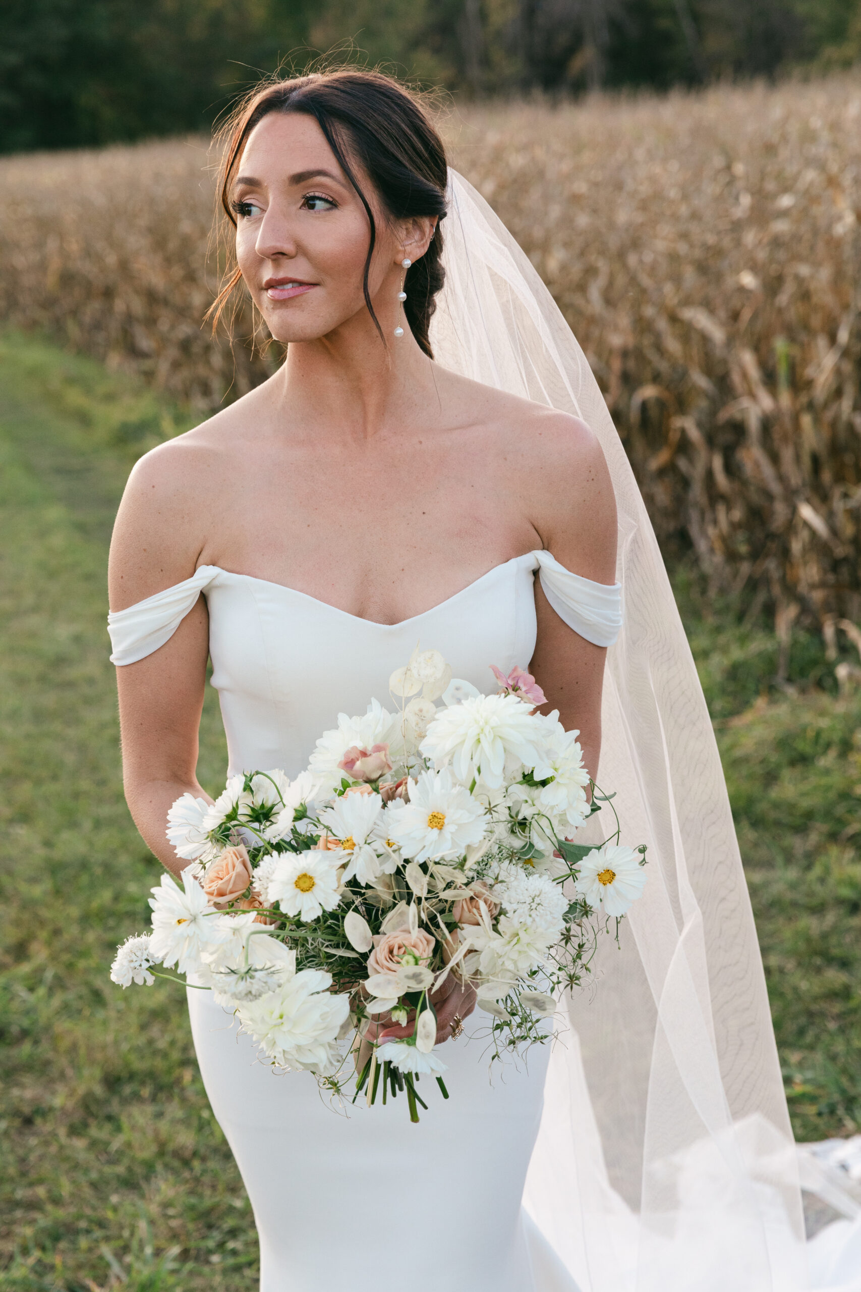 A Textural Tented Wedding at the Family Farm in Wisconsin