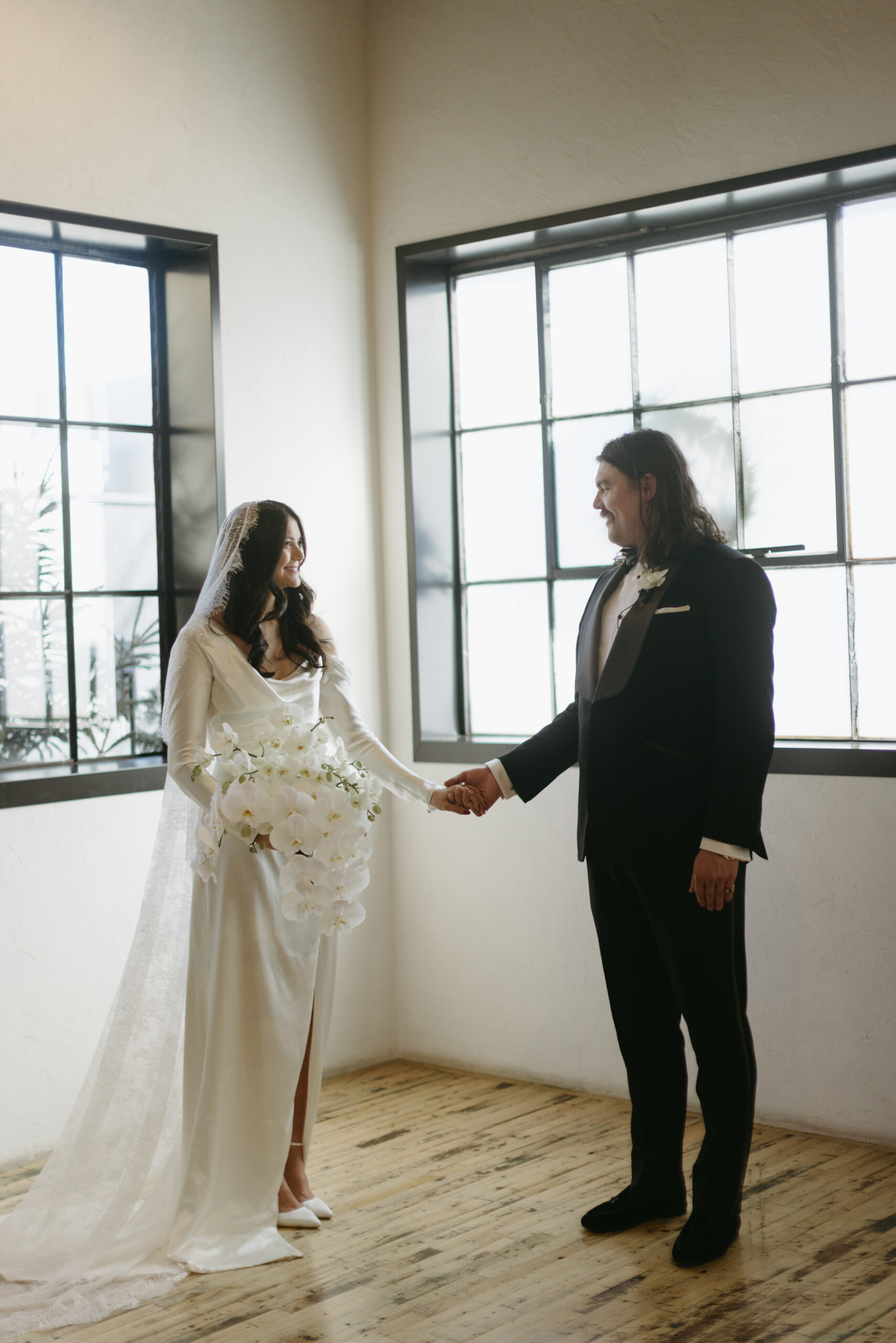 An Orchid-Filled Lunar Chic Downtown Wedding