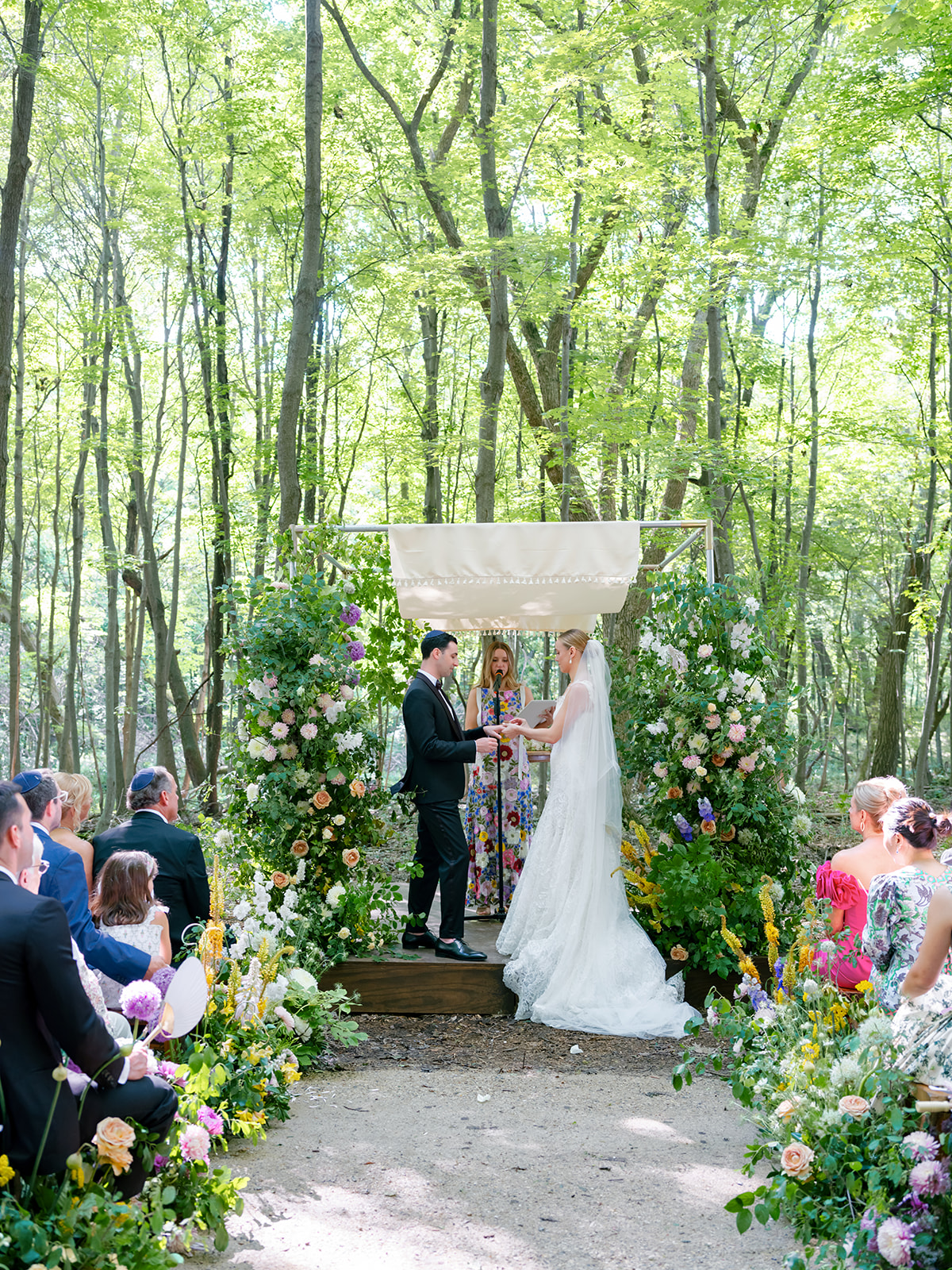 City Chic Meets Midwest Charm. A Complete Wisconsin Wedding Weekend for J&A.